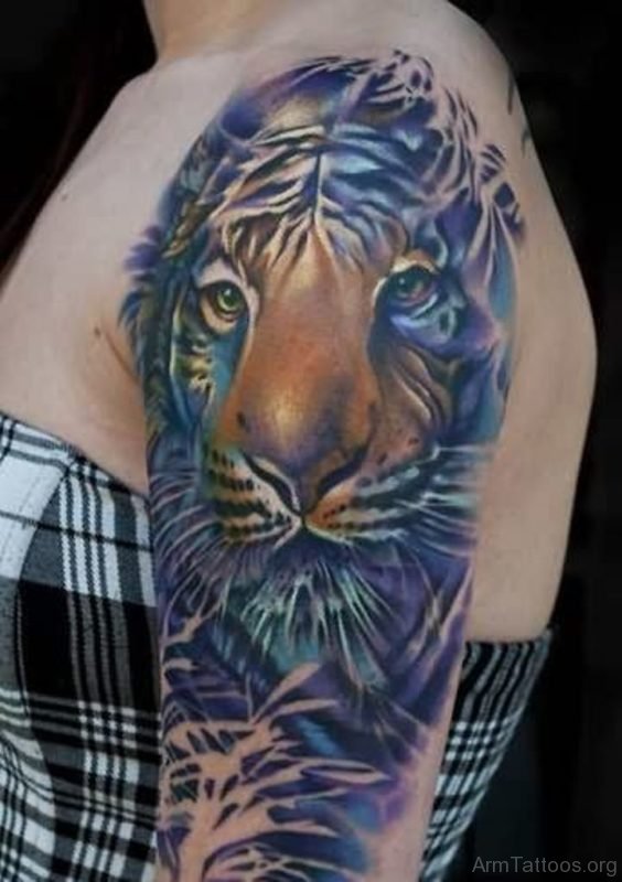 Amazing Tiger Tattoo On Shoulder