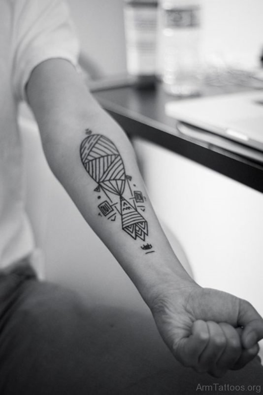 Awesome Geometric Tattoo On Arm