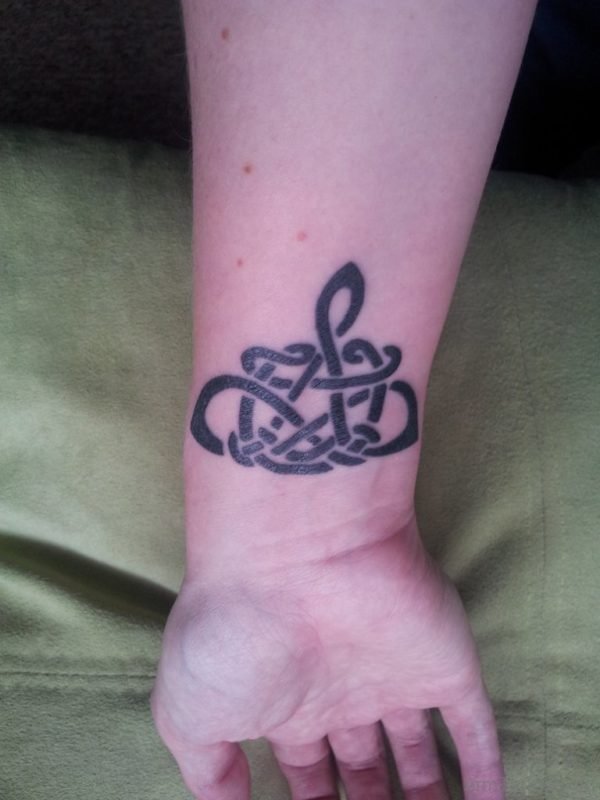 Dark Celtic knot Tattoo 