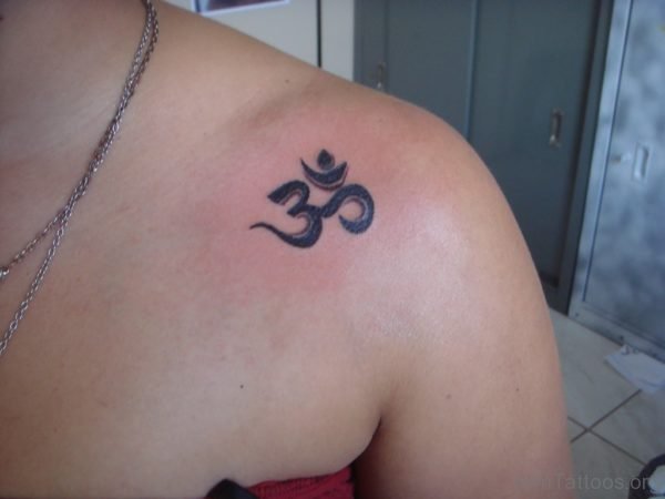 Fabulous Om Tattoo On Shoulder