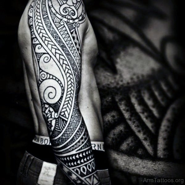 Fantastic Maori Tattoo Design