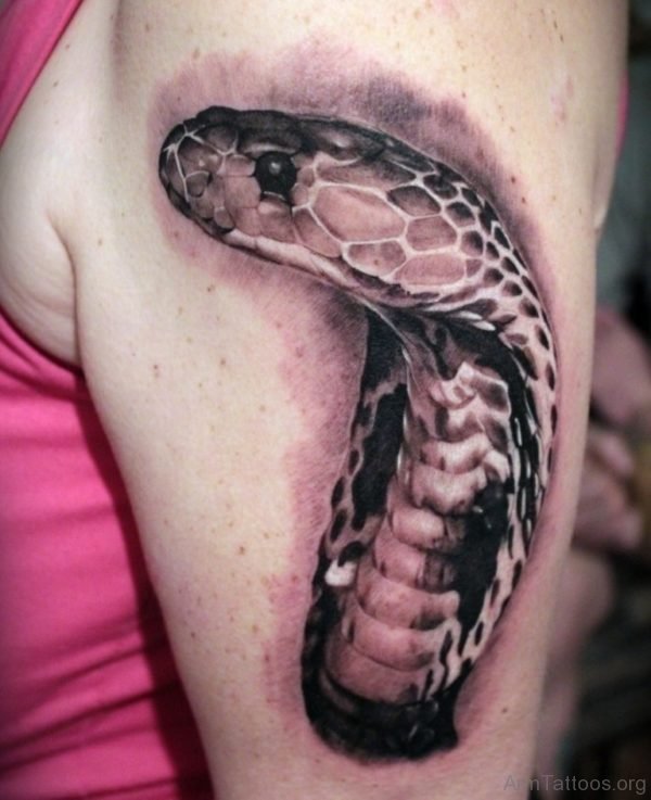 Graceful Snake Tattoo On Shoulder