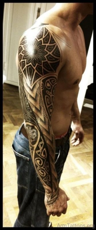 Graceful Tribal Tattoo