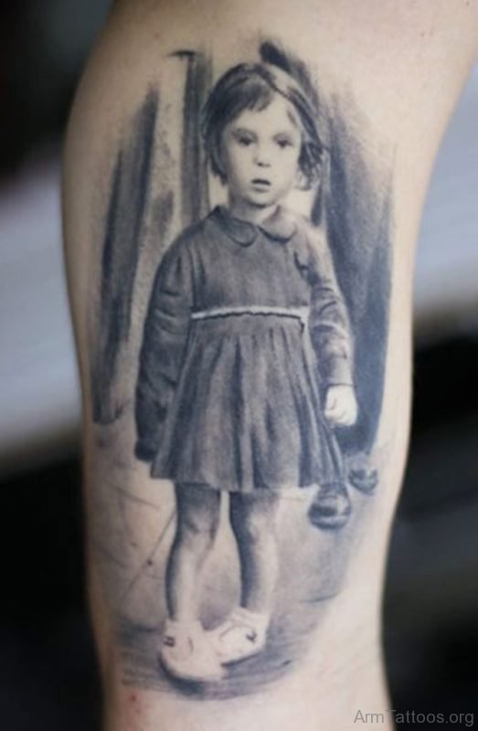 Grey girl portrait tattoo