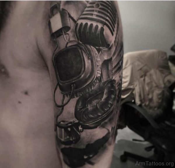 Headphone Tattoo On Shoulder 