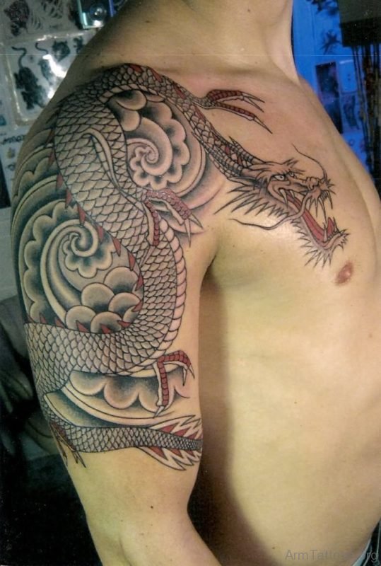 Nice Dragon Tattoo On Right Shoulder For Men