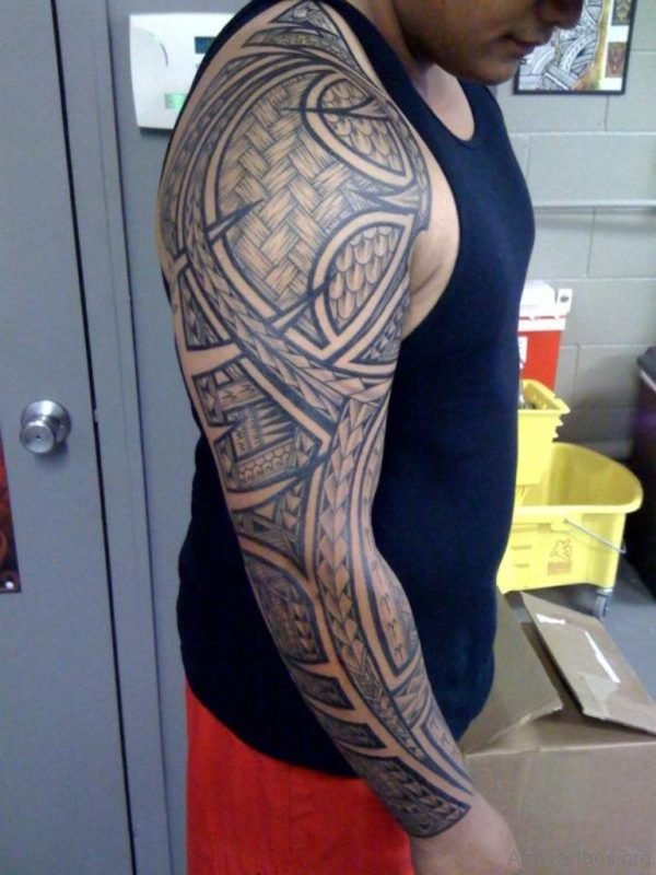 Nice Maori Tribal Tattoo Design