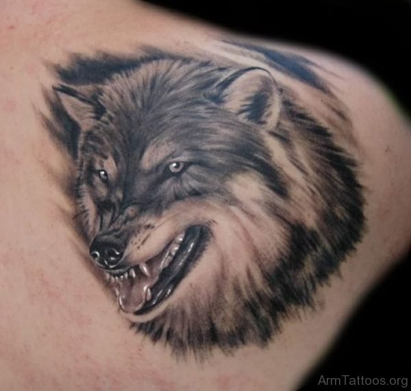 Wolf Tattoo On Back Shoulder