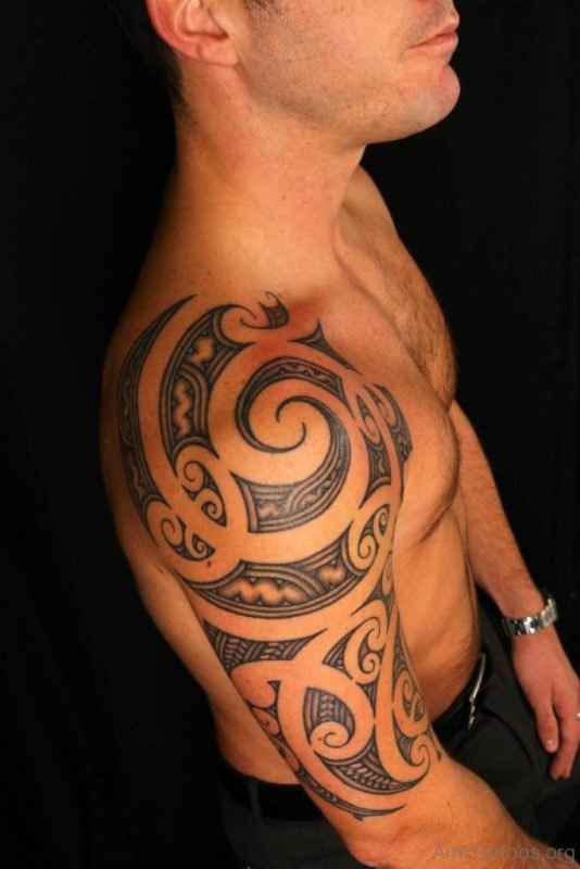 Wonderful Maori Tattoo On Arm 